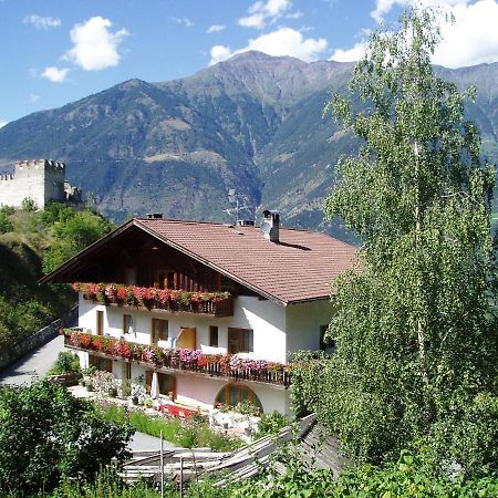 Schlosshof Zu Montani Morter Exterior foto